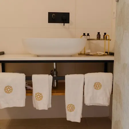 La Maison De Sofi - Luxury & *