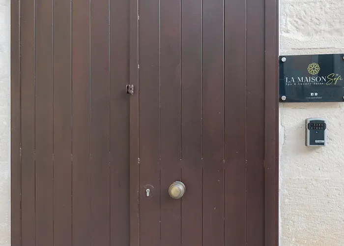 La Maison De Sofi - Luxury & 비쉘리에